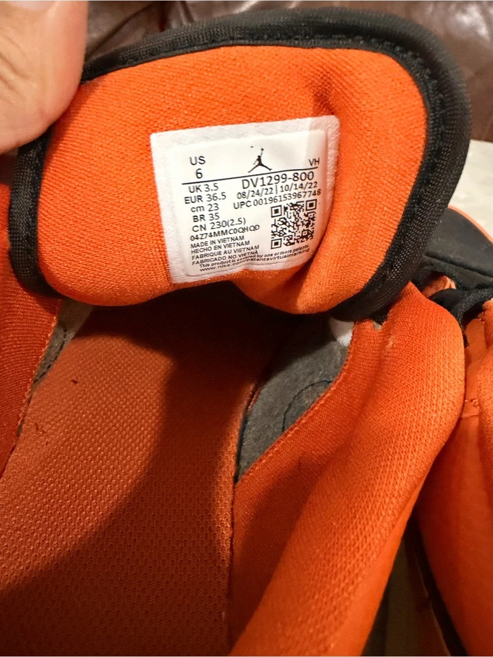 Jordan Men's Low-Top Sneakers in Orange and Black